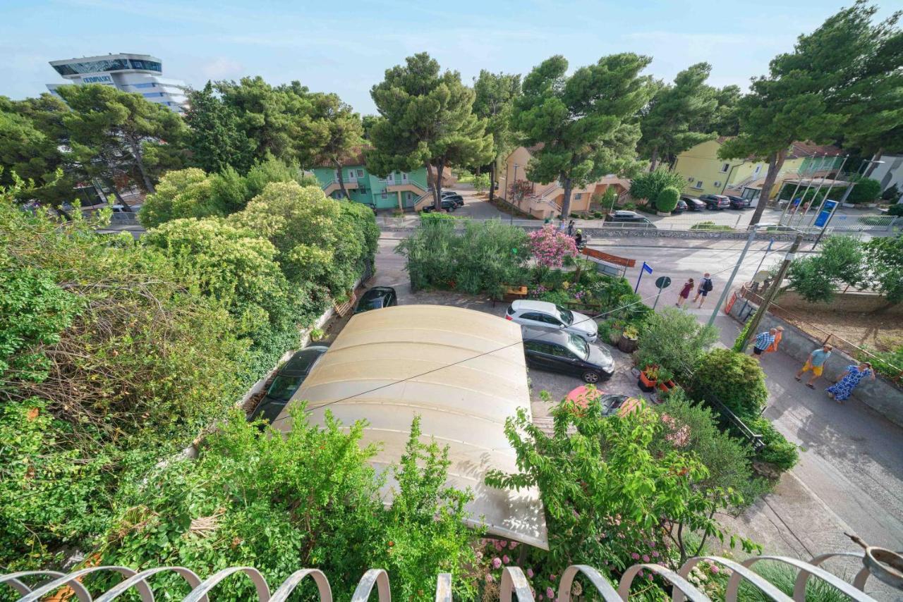 Apartments Micin Vodice Esterno foto