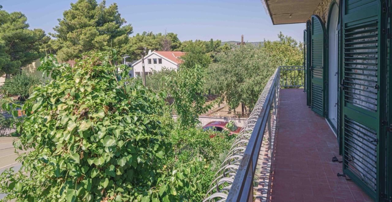 Apartments Micin Vodice Esterno foto