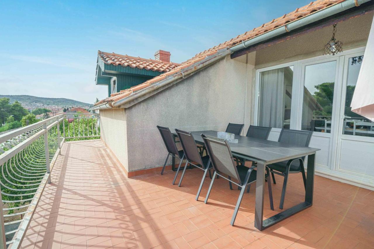 Apartments Micin Vodice Esterno foto